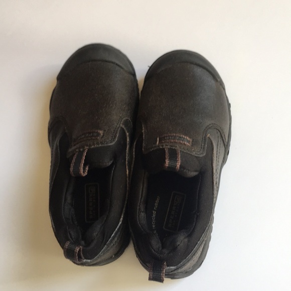 Sperry Other - Boys Sperry Oakam slip onshoes size 9.5